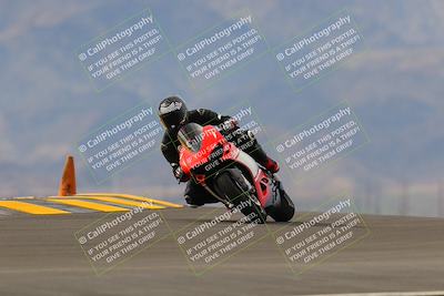 media/Sep-11-2022-SoCal Trackdays (Sun) [[81b7e951af]]/Turn 9 (930am)/